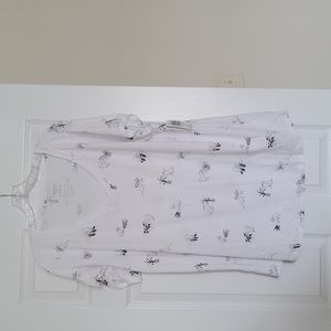 3x Torrid V-neck tee featuring naughty cats